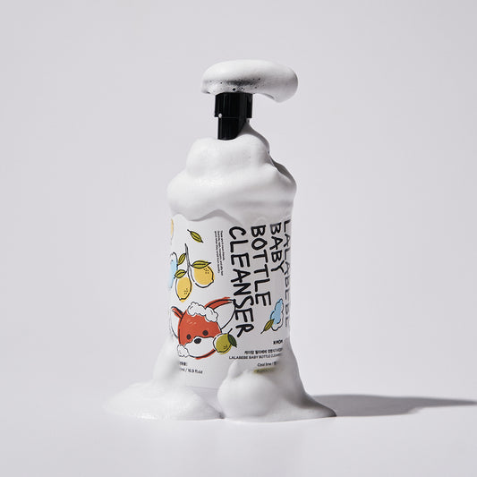 K-MOM LALABEBE feeding bottle, fruit and vegetable cleaner with foam consistency