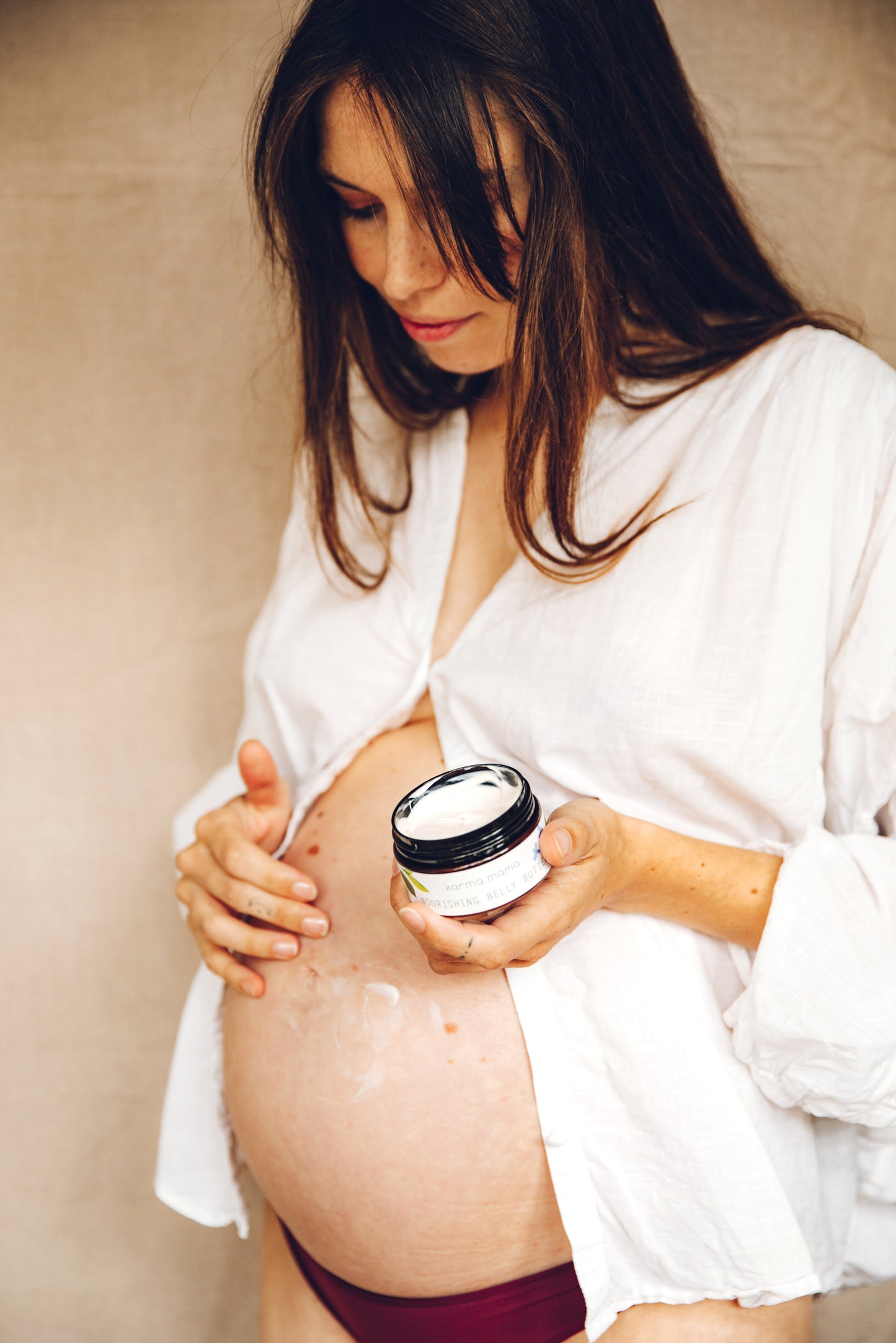 karma mama NOURISHING BELLY BUTTER maitinantis pilvuko sviestas
