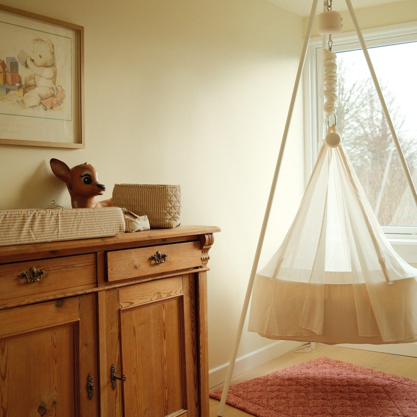 MEMBANTU tripod stand for cradle or hammock