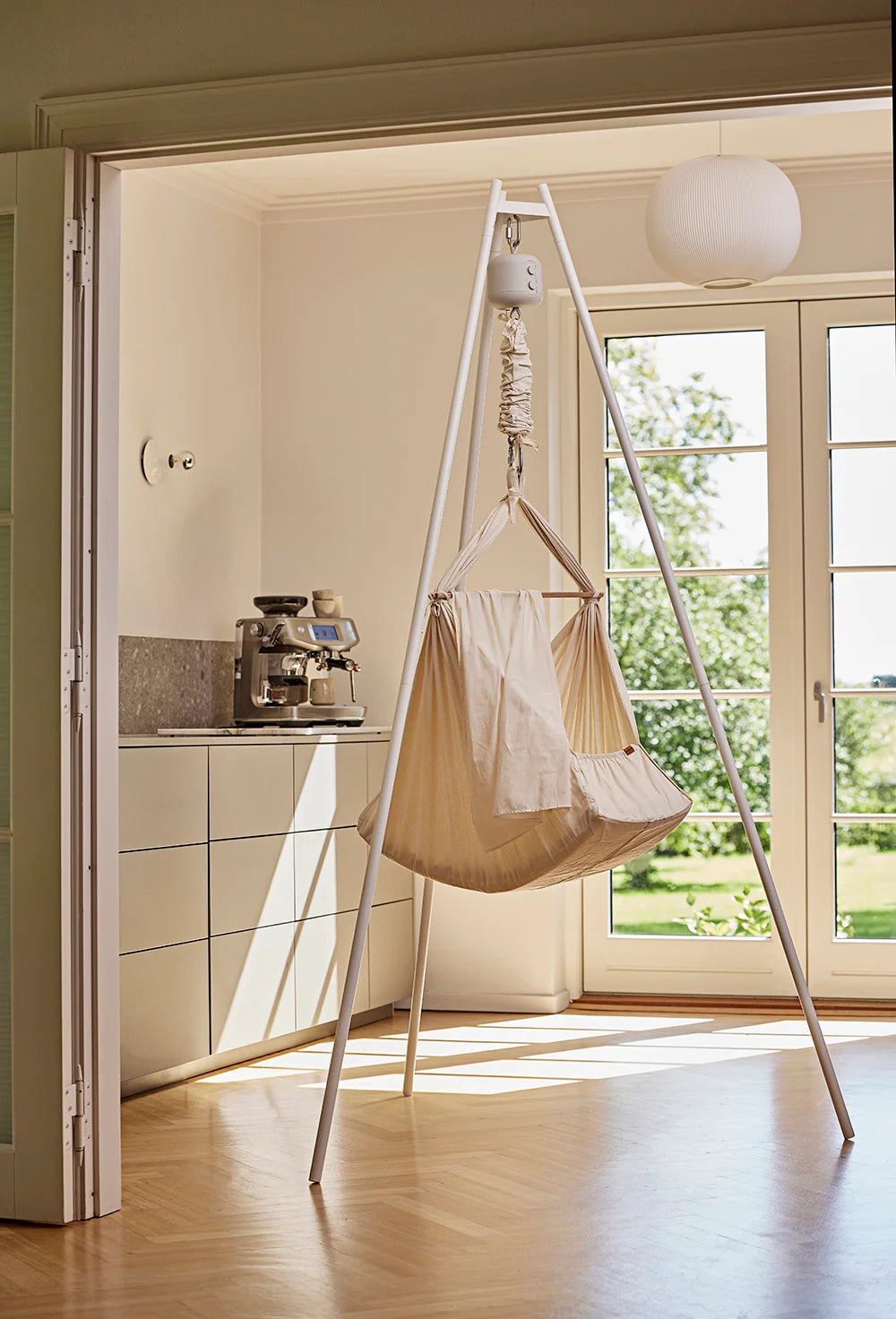 MEMBANTU tripod stand for cradle or hammock