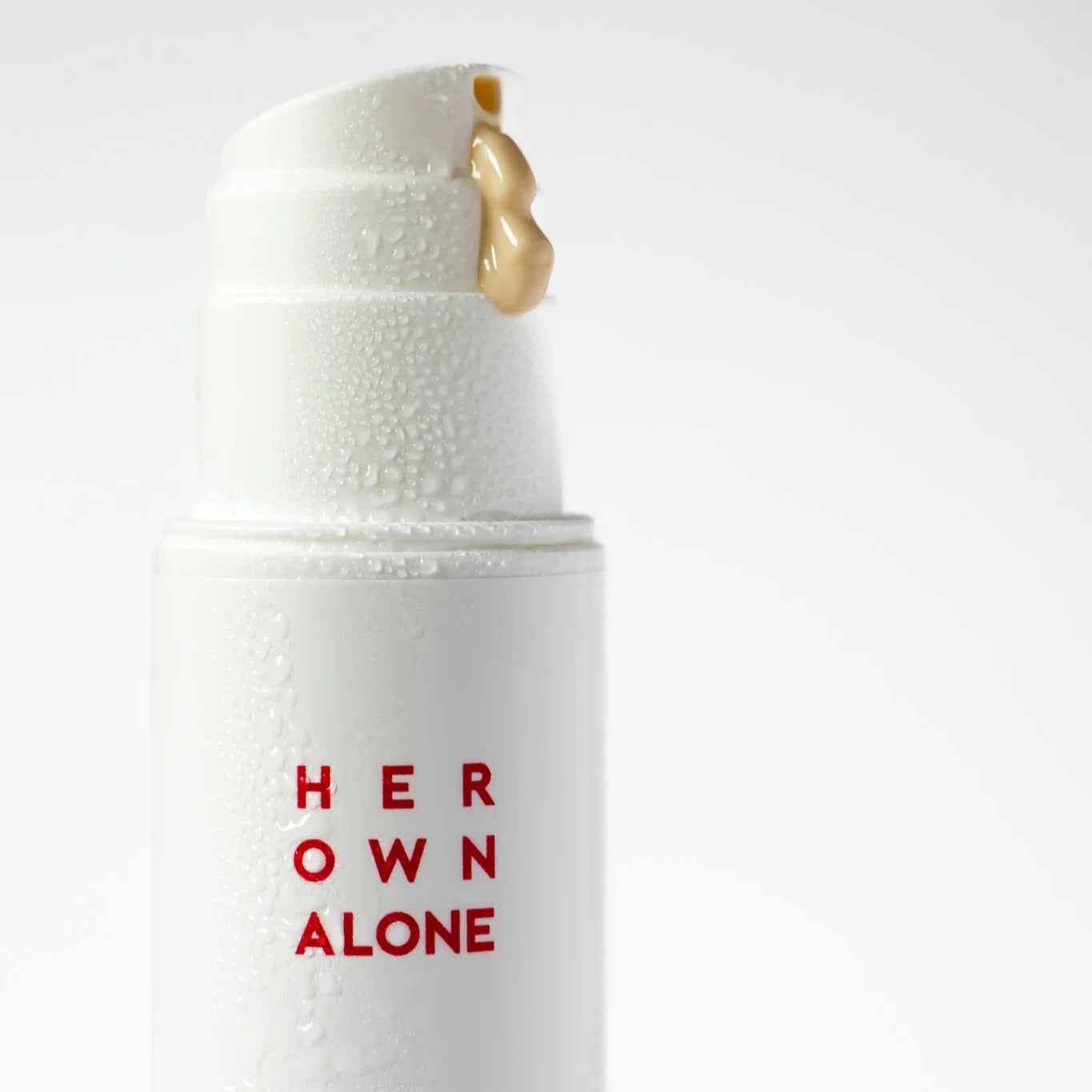 HER OWN ALONE anticeliulitinis kūno kremas